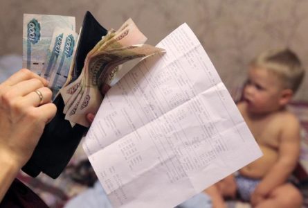 Опекунам увеличили пособия