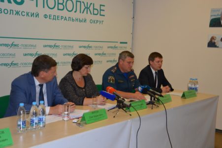 Пресс-конференция по украинским беженцам